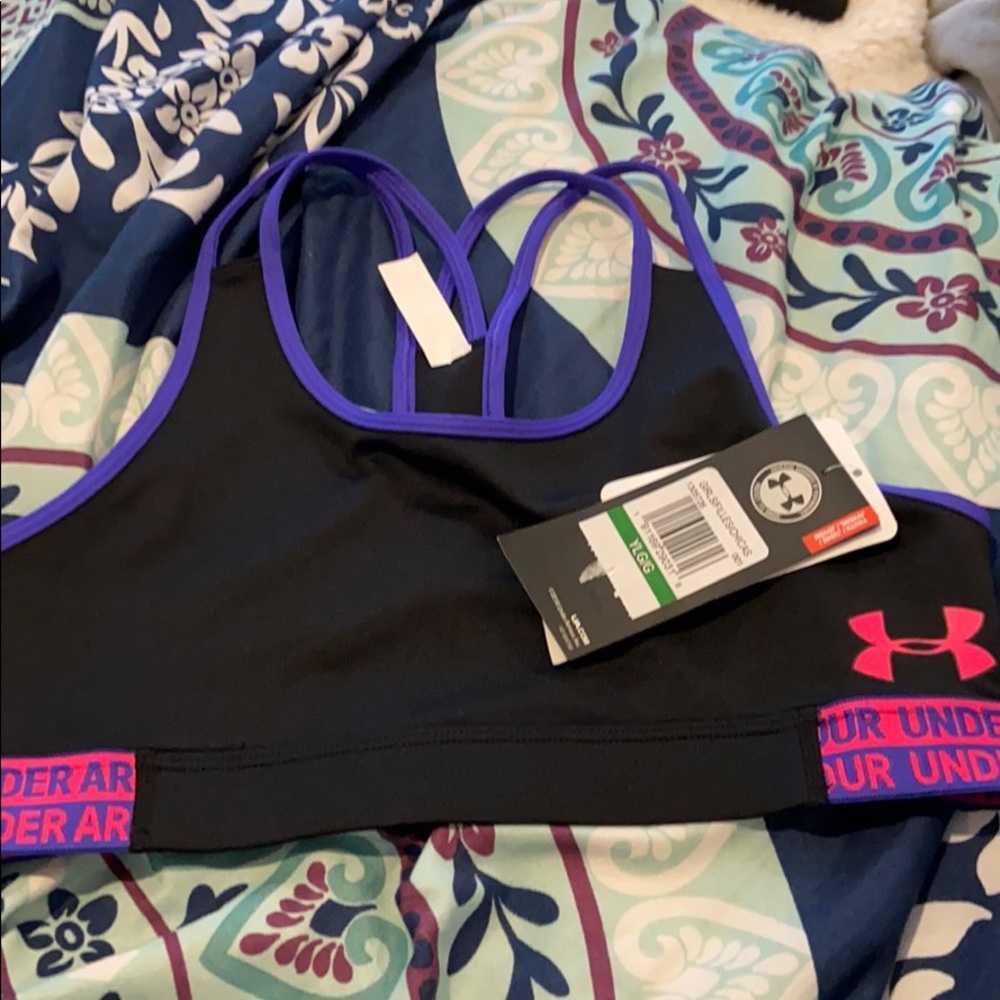 BRAND NEW!! under armour sports bra